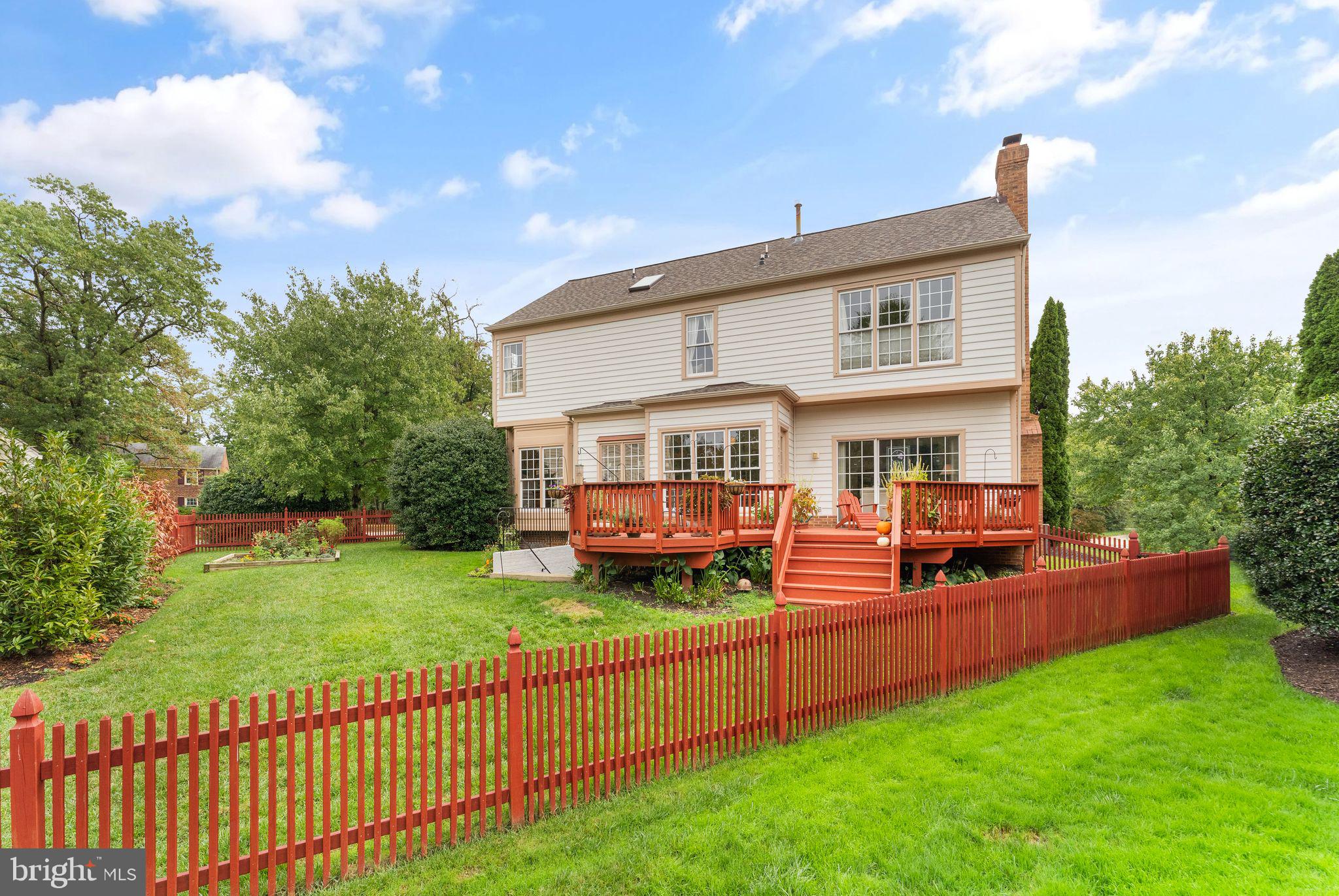 8437 Black Stallion Pl