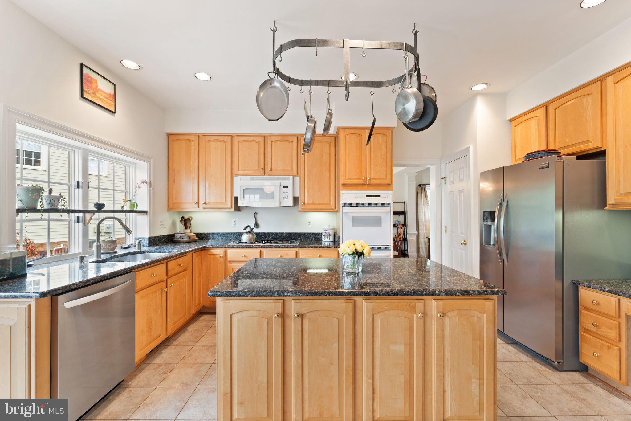 8437 Black Stallion Pl