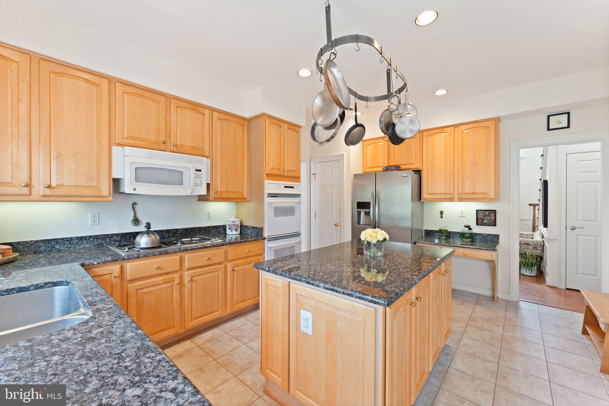 8437 Black Stallion Pl
