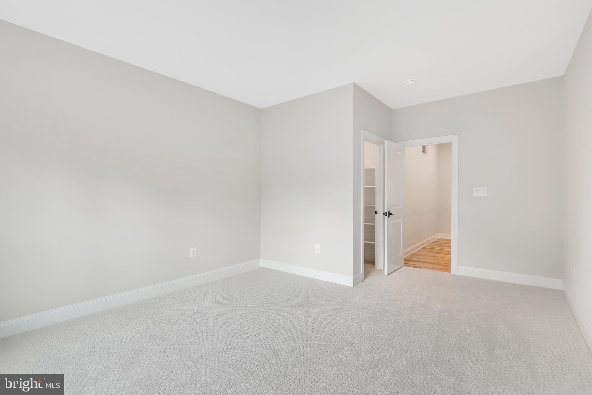 9110 Glenbrook Rd
