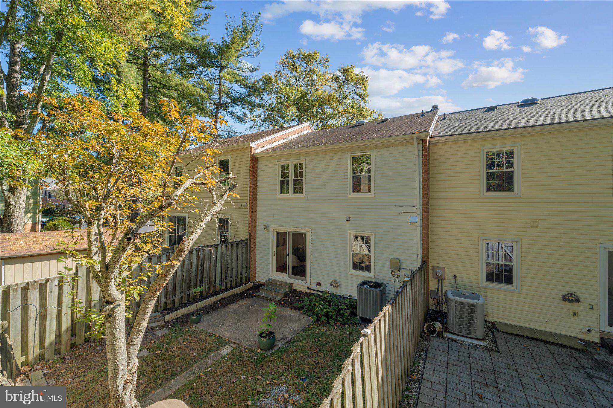 8317 Uxbridge Ct