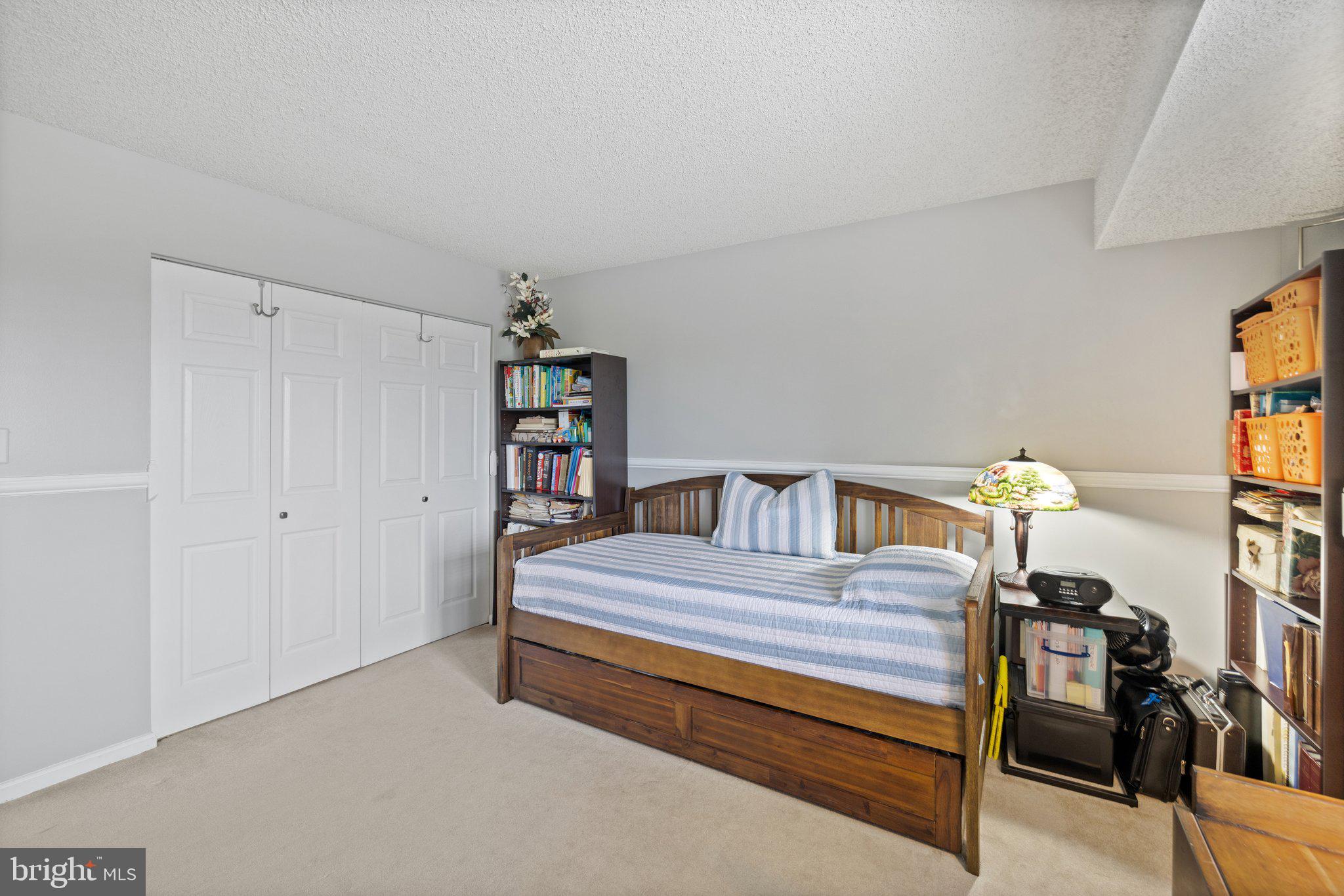 3800 Powell Ln #1125