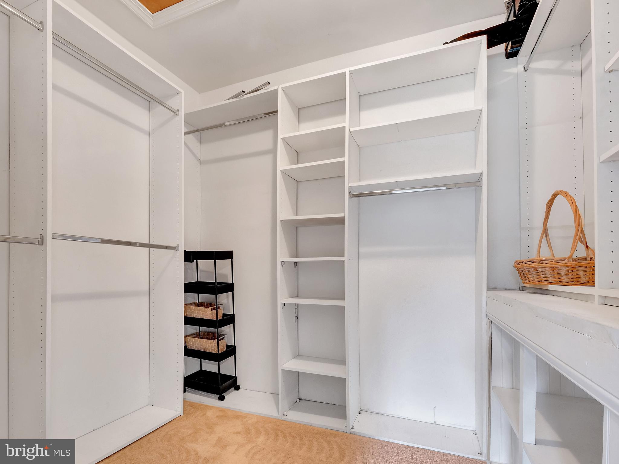 6501 Flowerdew Hundred Ct