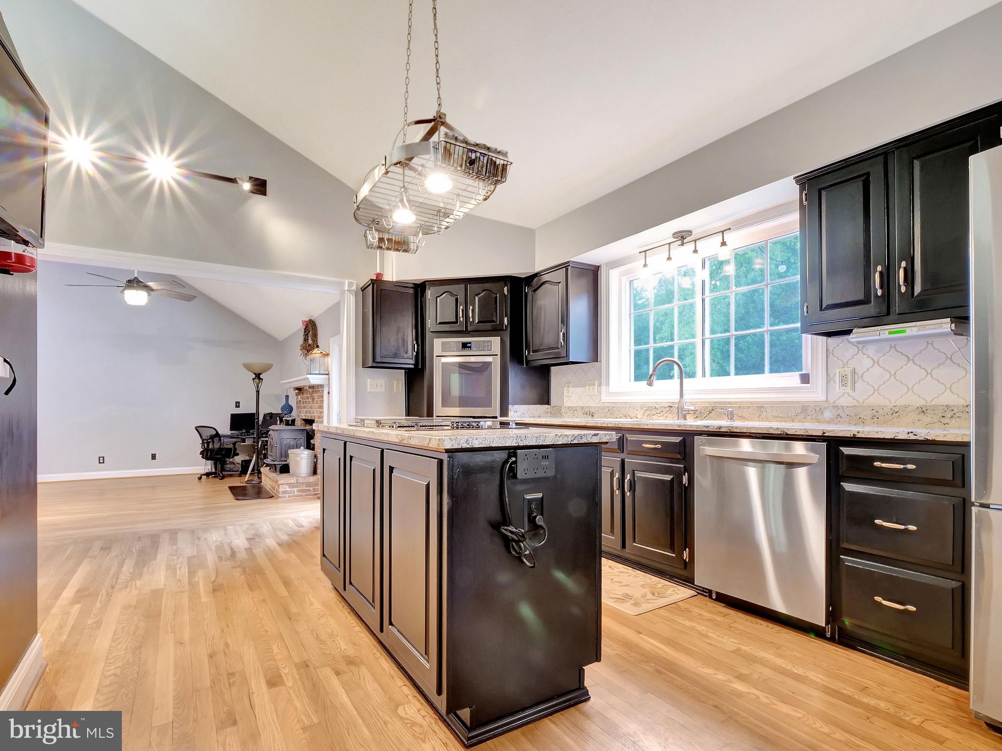 6501 Flowerdew Hundred Ct