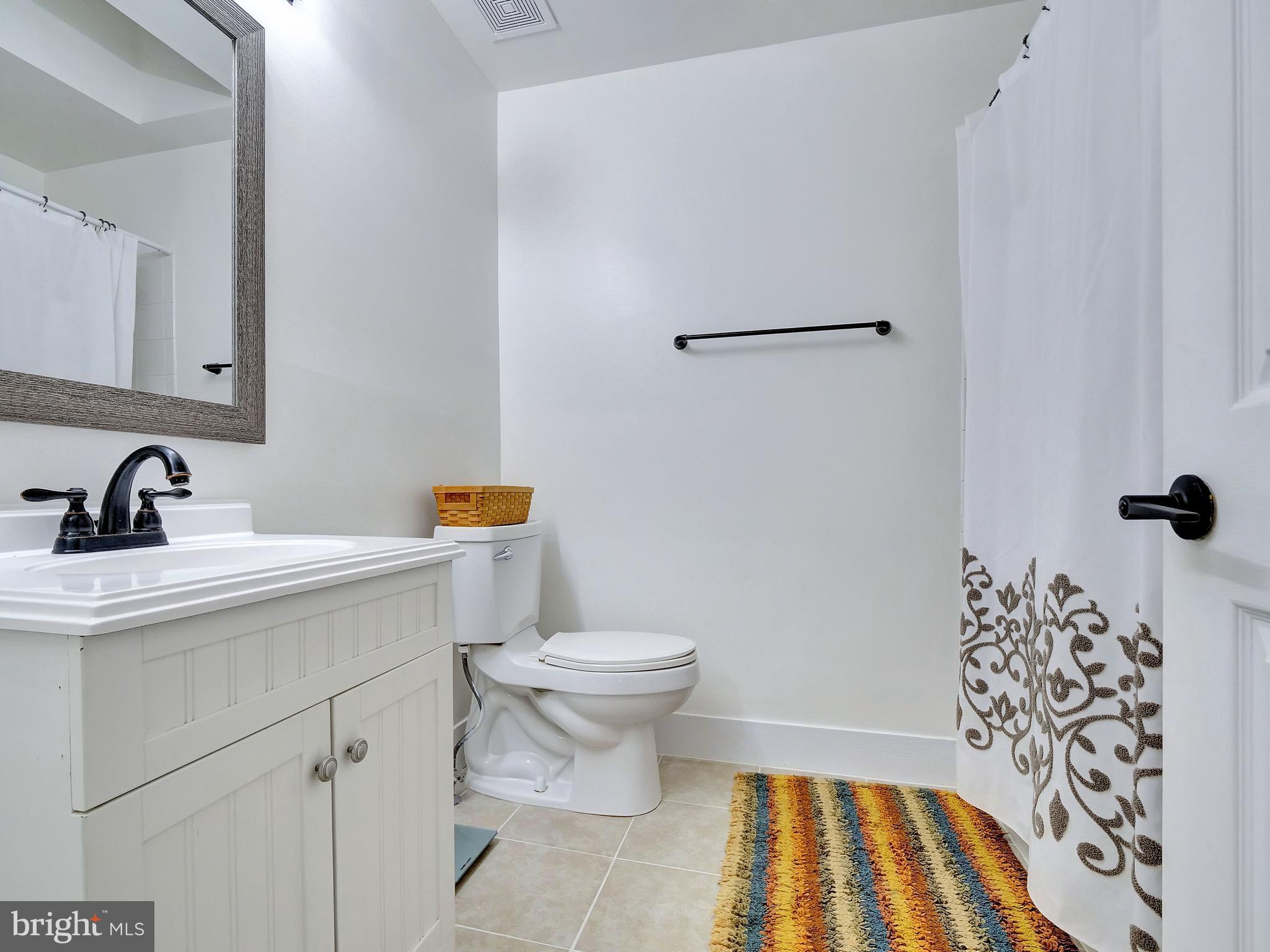 6501 Flowerdew Hundred Ct