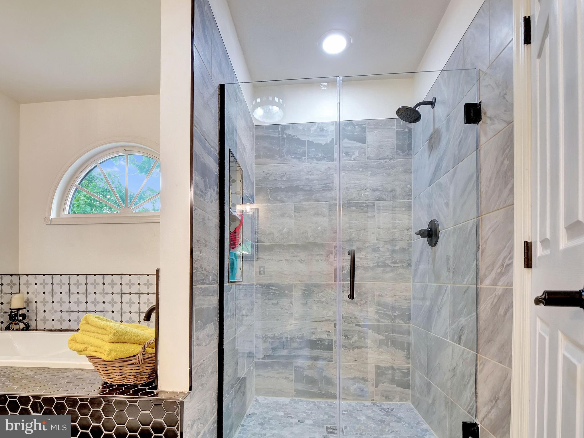 6501 Flowerdew Hundred Ct