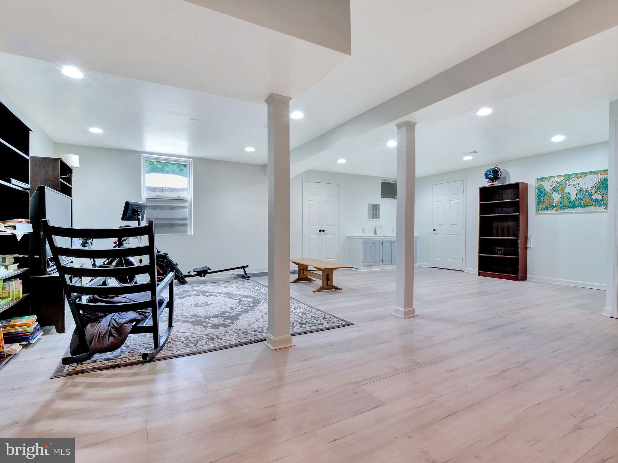 6501 Flowerdew Hundred Ct