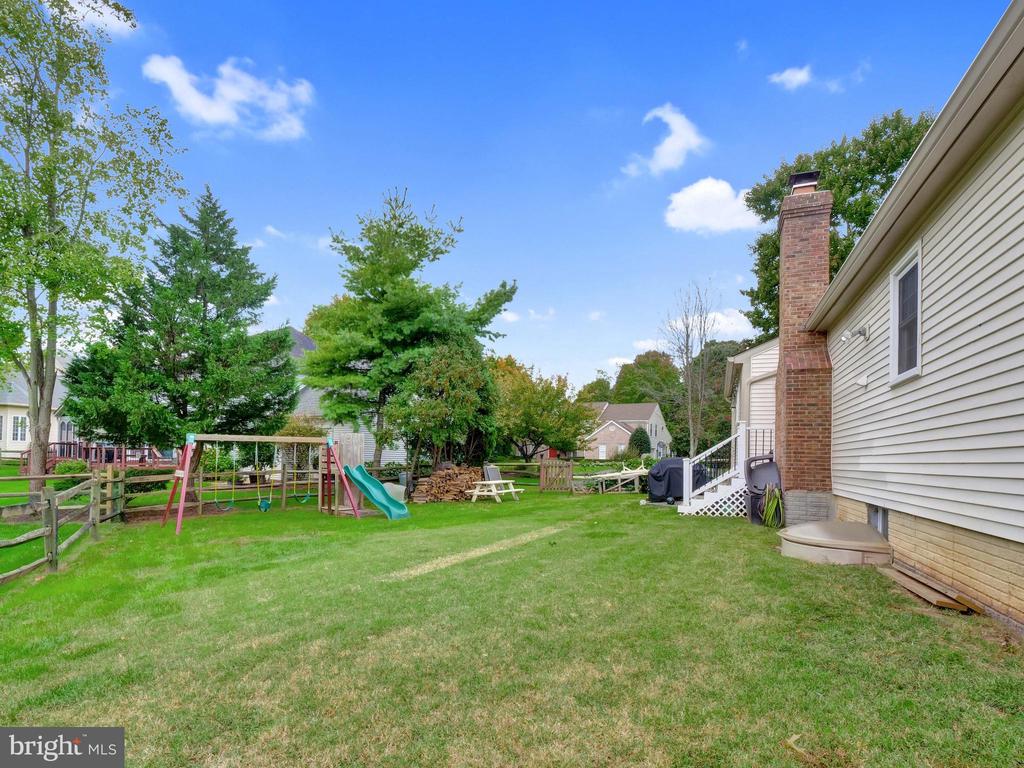6501 Flowerdew Hundred Ct