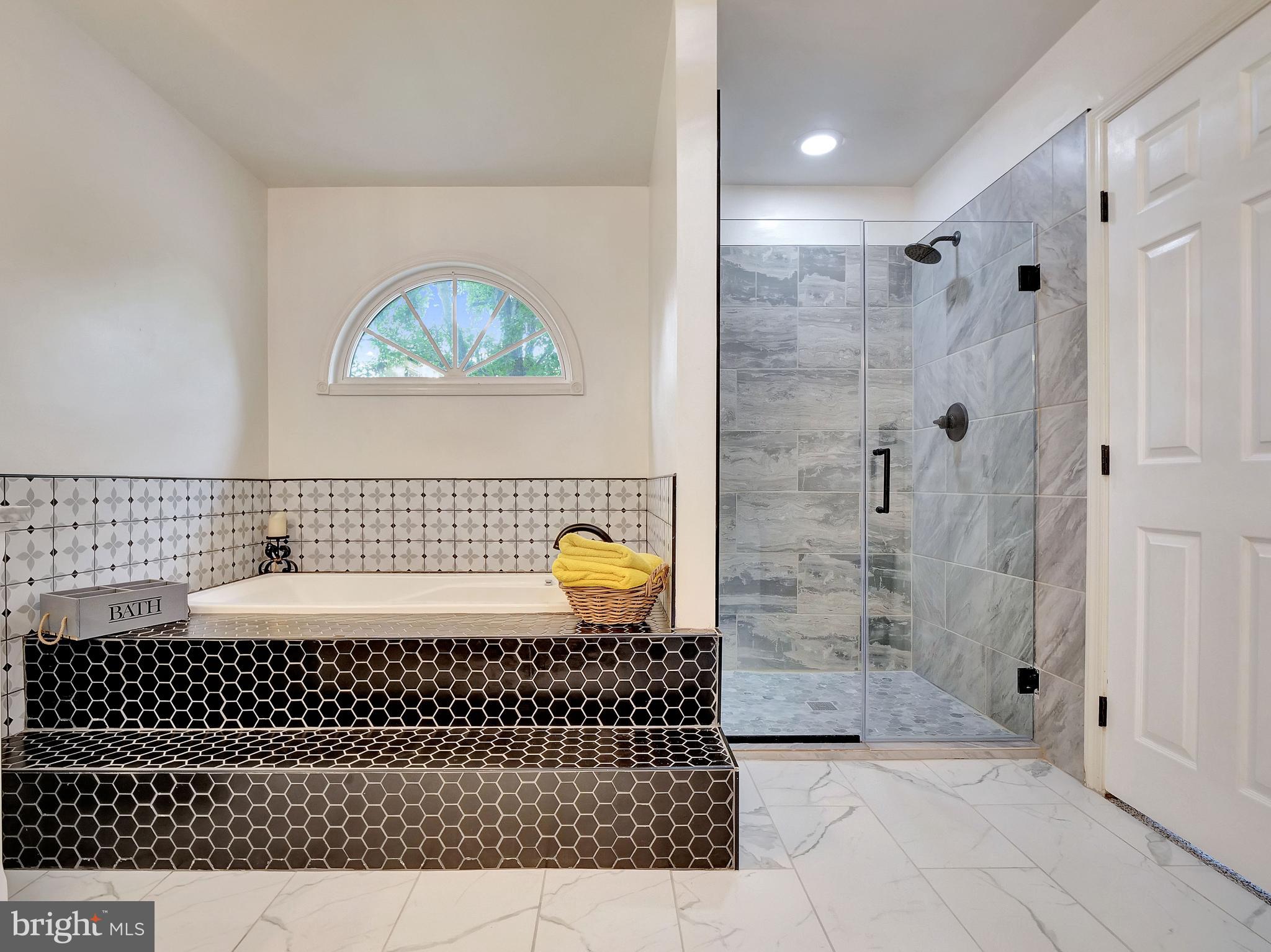 6501 Flowerdew Hundred Ct