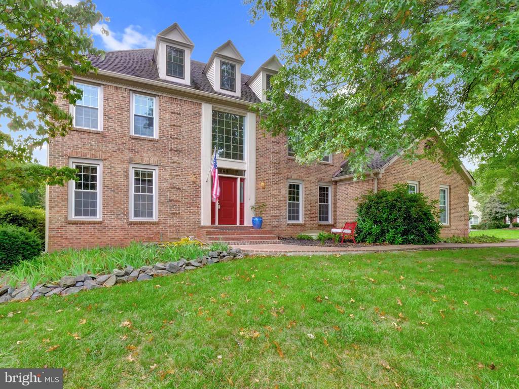 6501 Flowerdew Hundred Ct