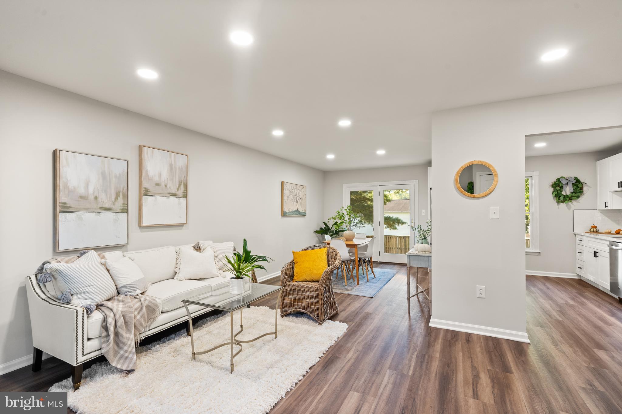 1611 Nathan Ln