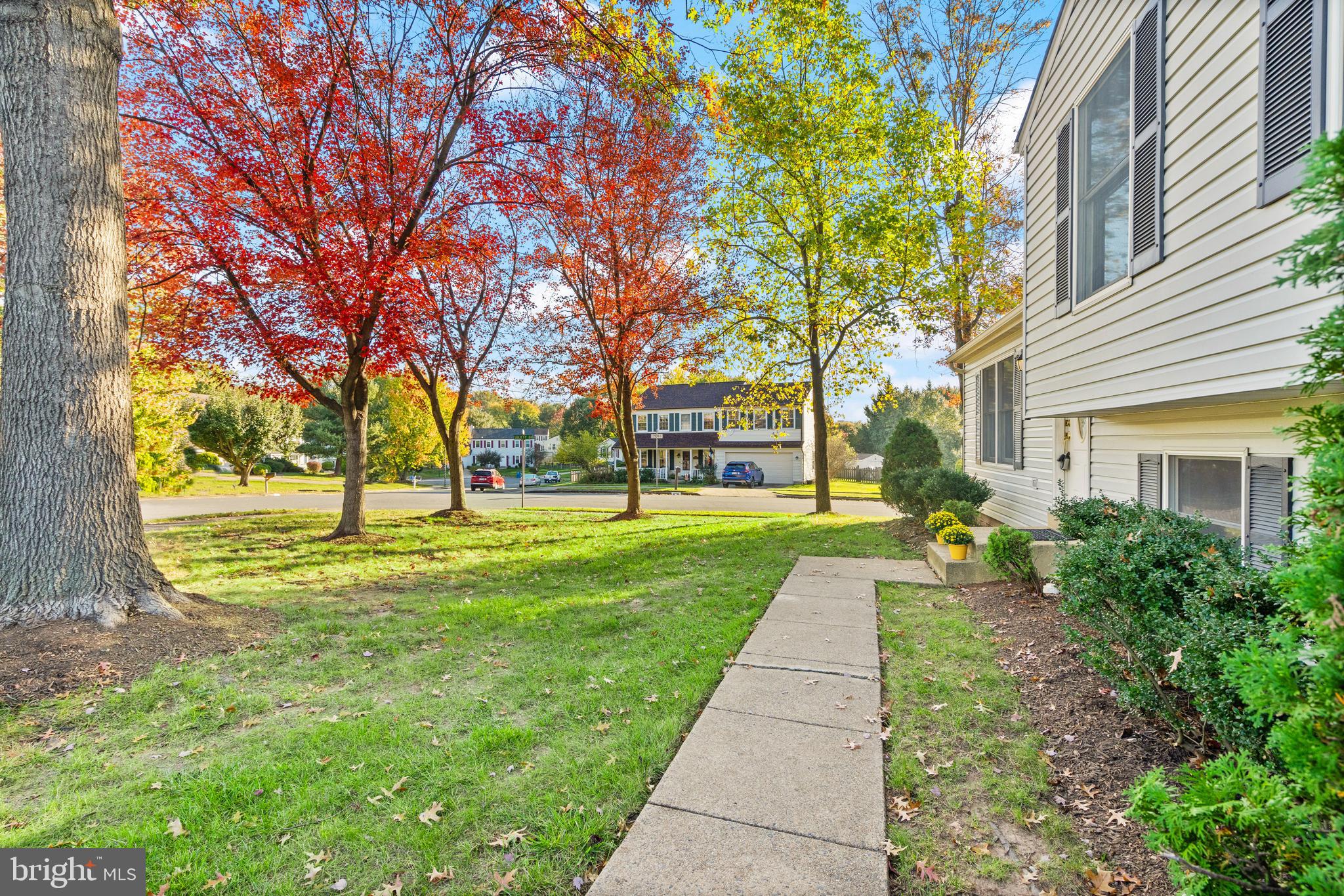 1611 Nathan Ln