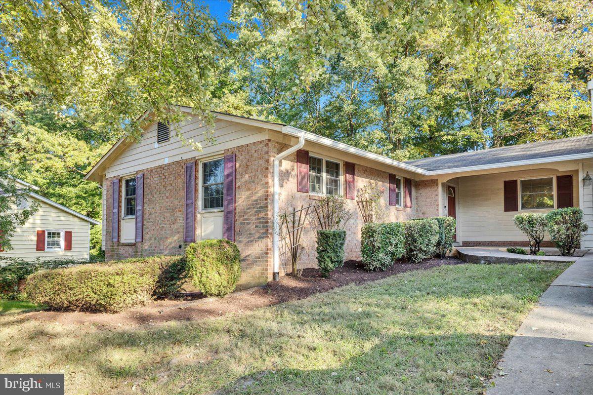 5301 Kaywood Ct
