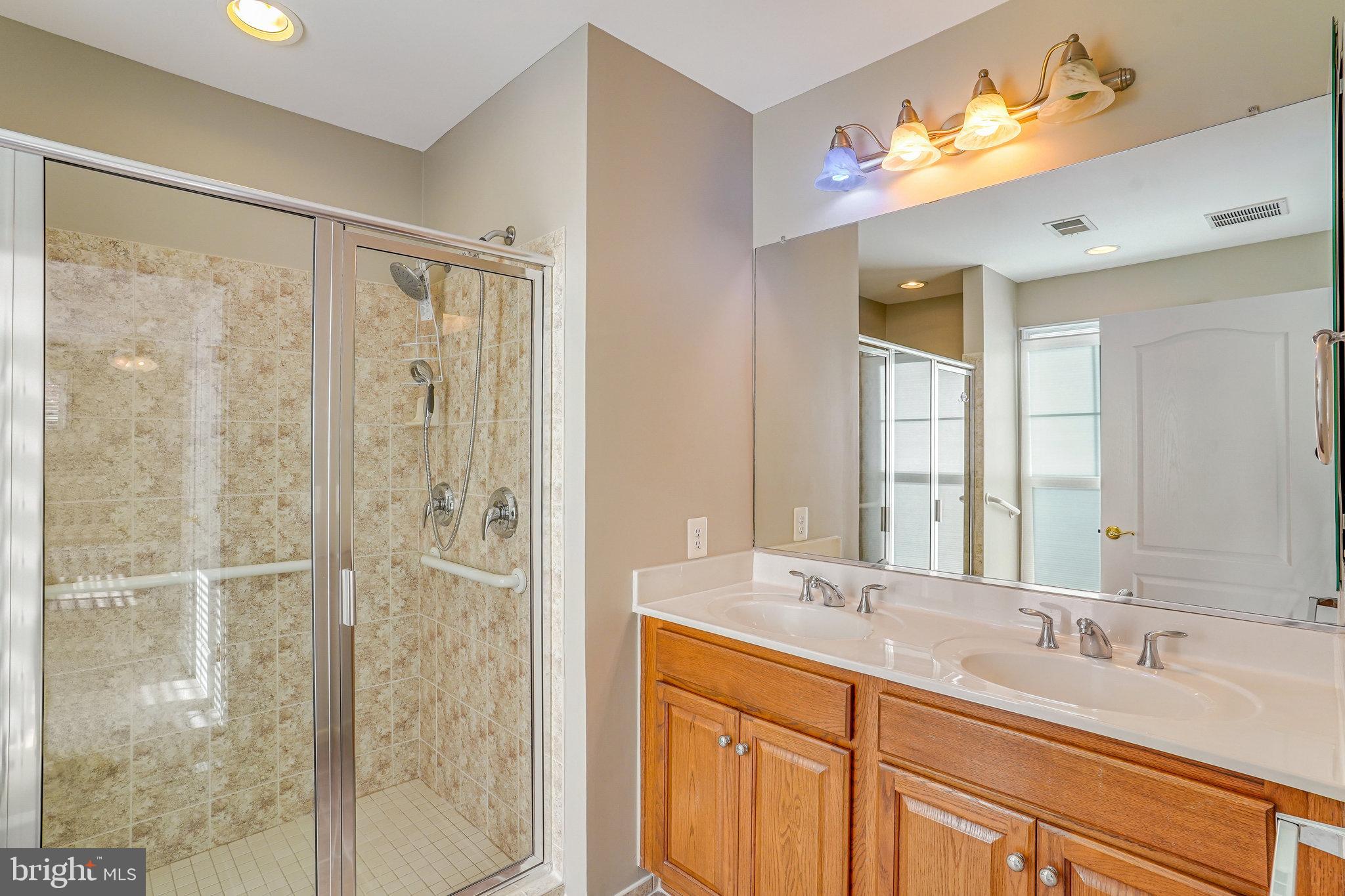 2907 Saintsbury Plz #202