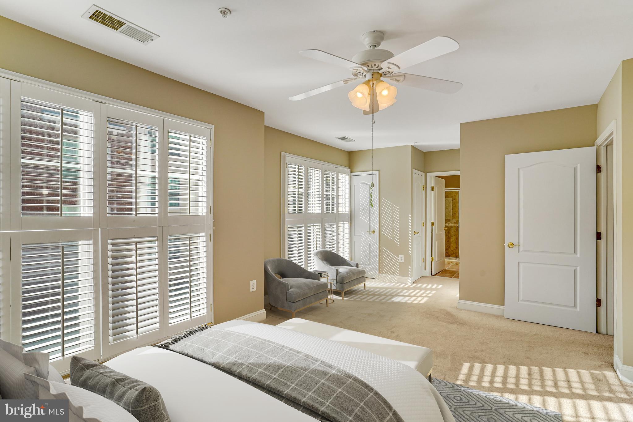 2907 Saintsbury Plz #202
