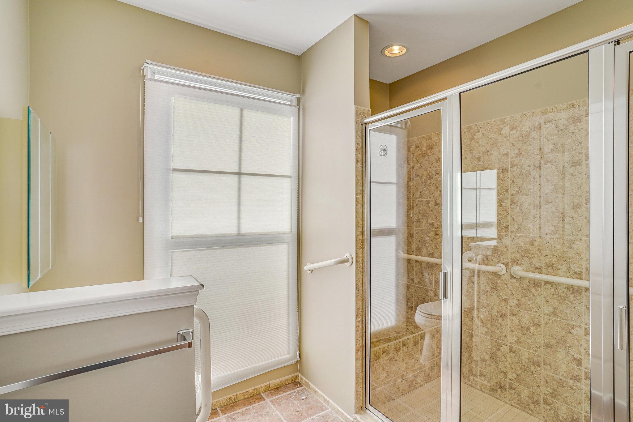 2907 Saintsbury Plz #202