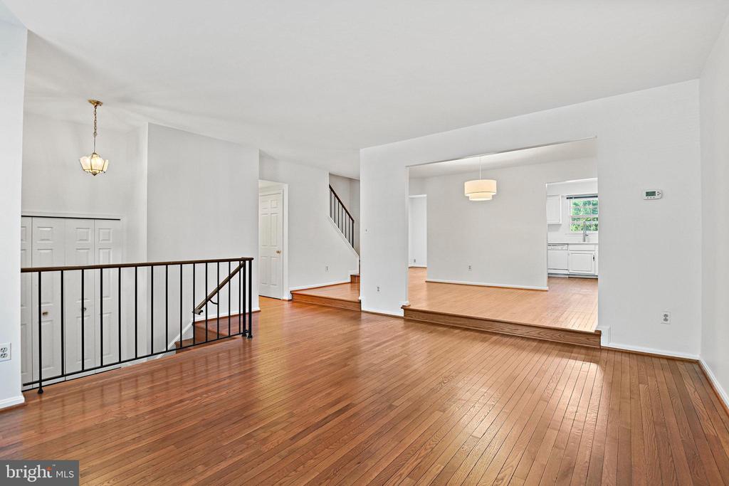 10125 Ebenshire Ct