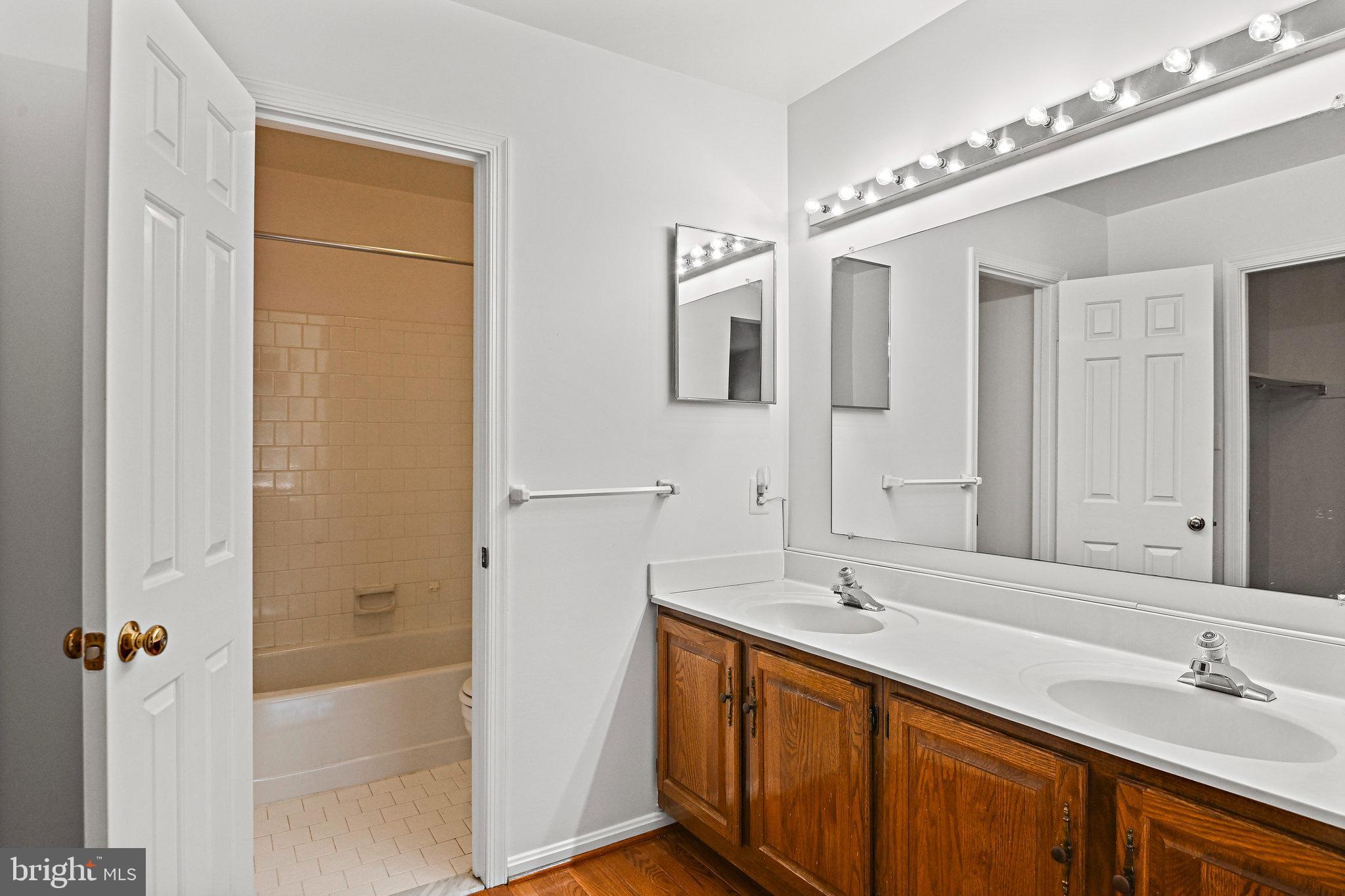 10125 Ebenshire Ct