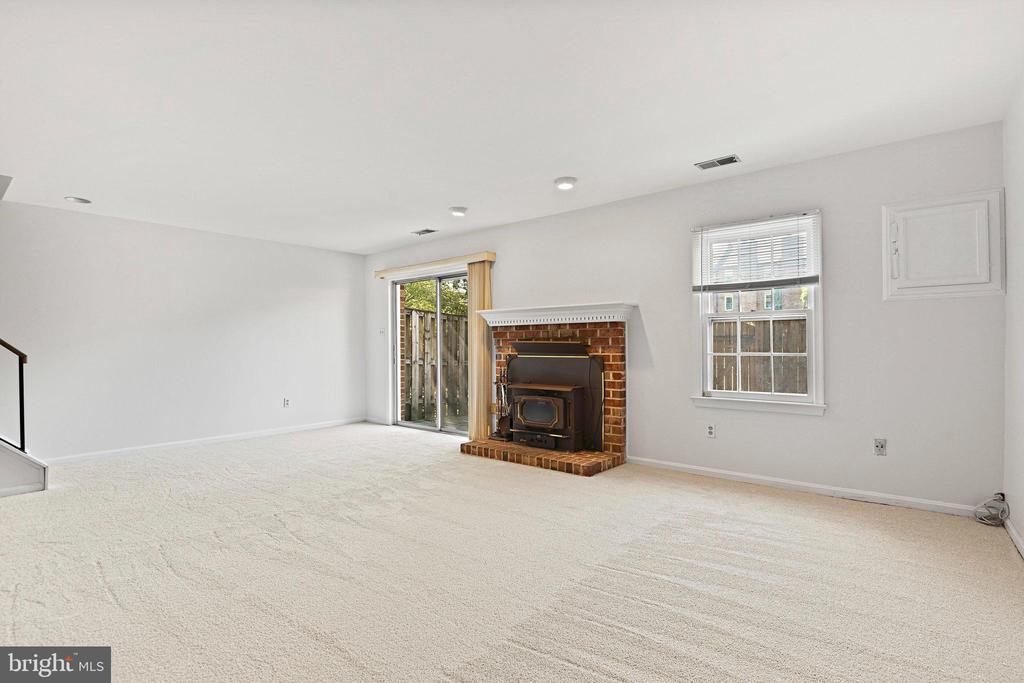 10125 Ebenshire Ct