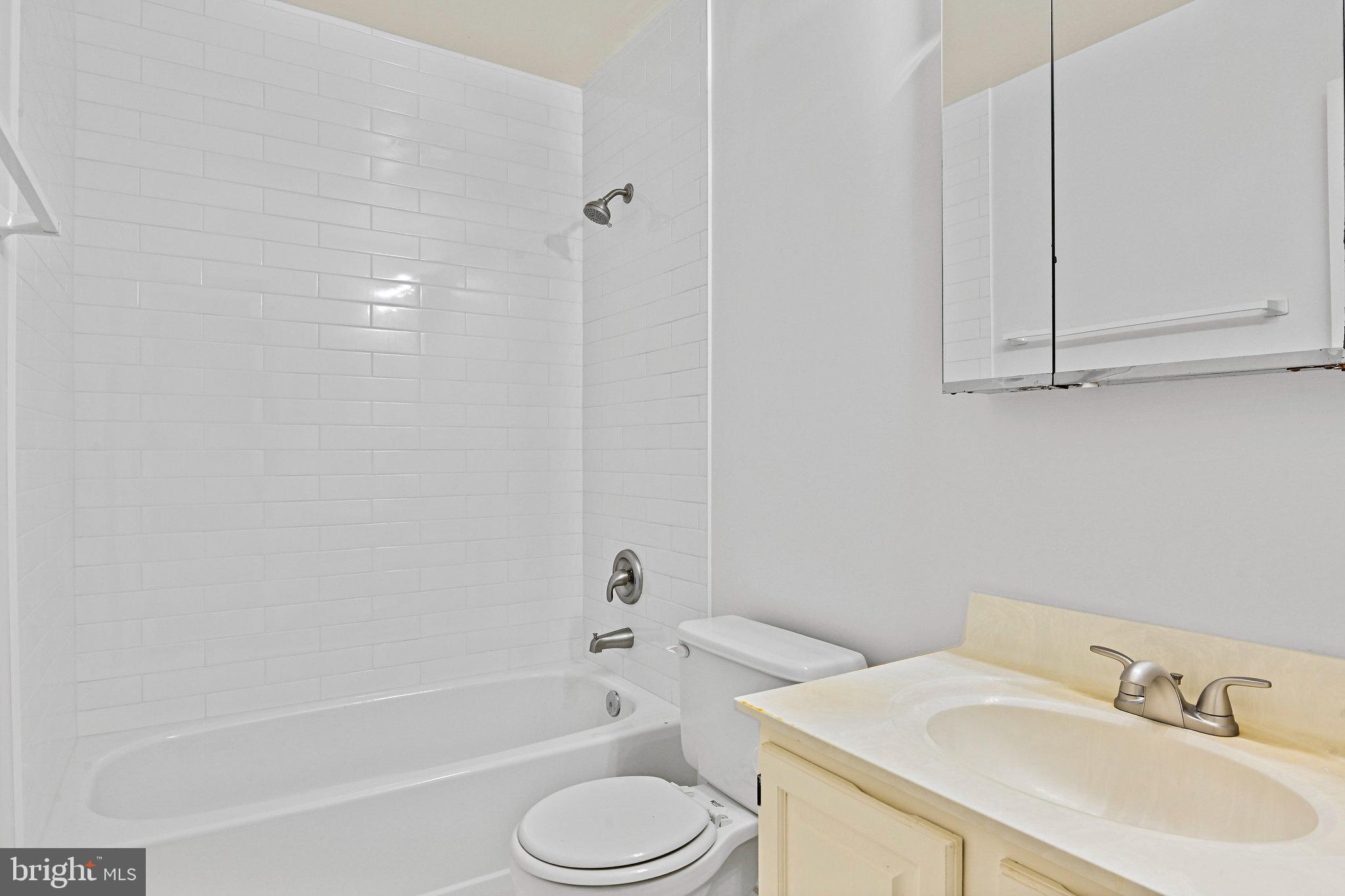 10125 Ebenshire Ct