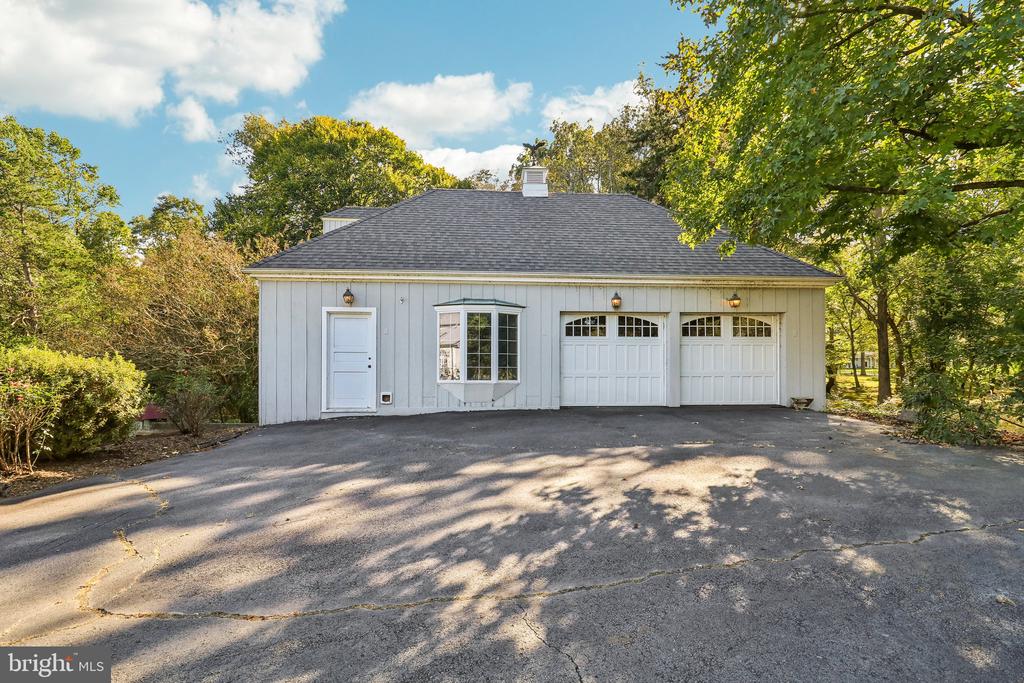 10650 Gunston