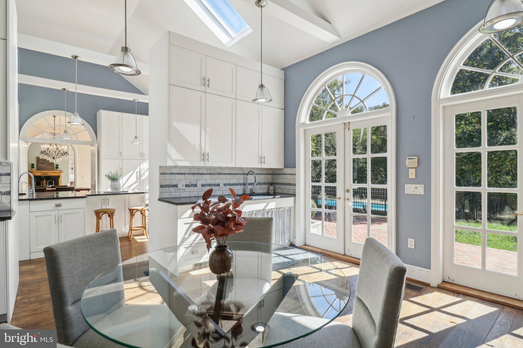 10650 Gunston