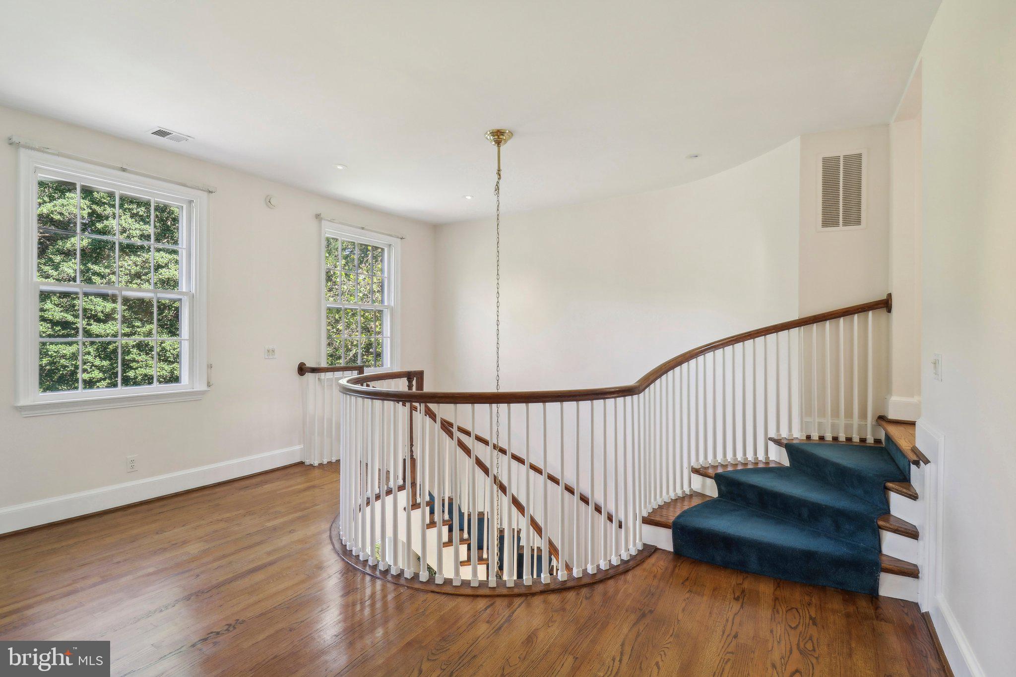 10650 Gunston