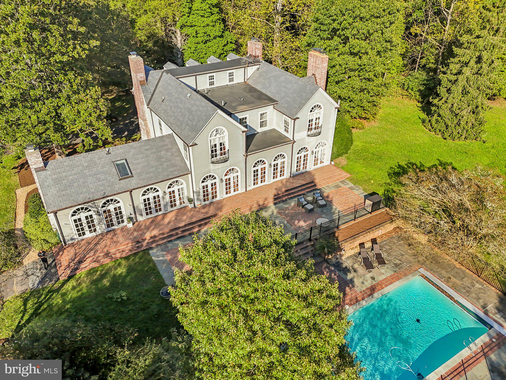 10650 Gunston