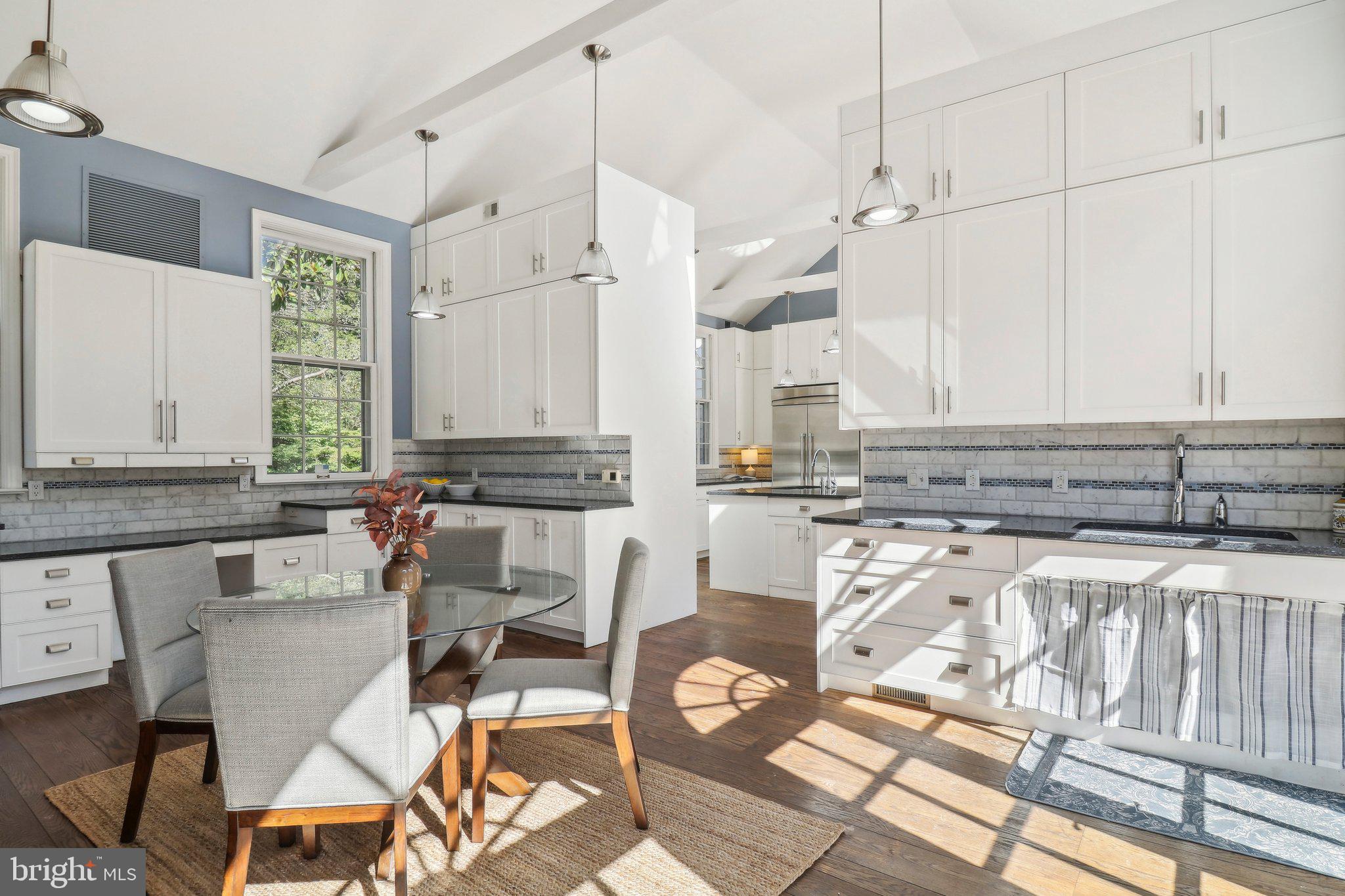 10650 Gunston
