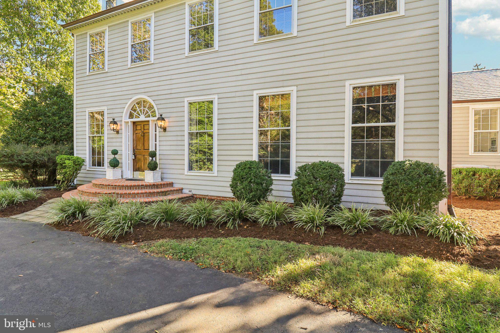 10650 Gunston