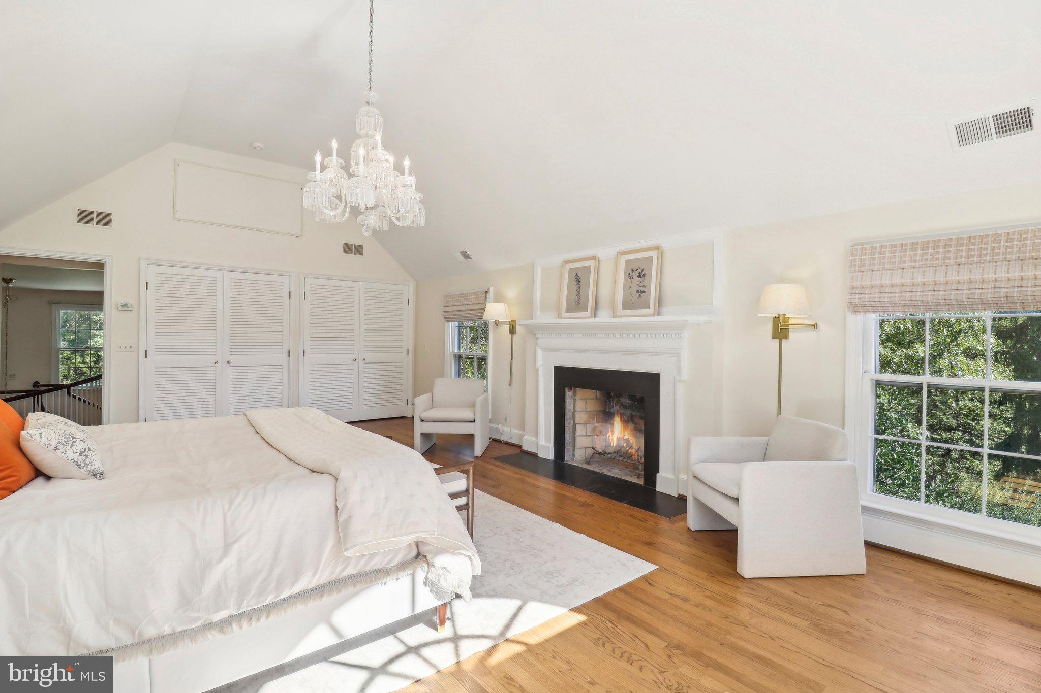 10650 Gunston