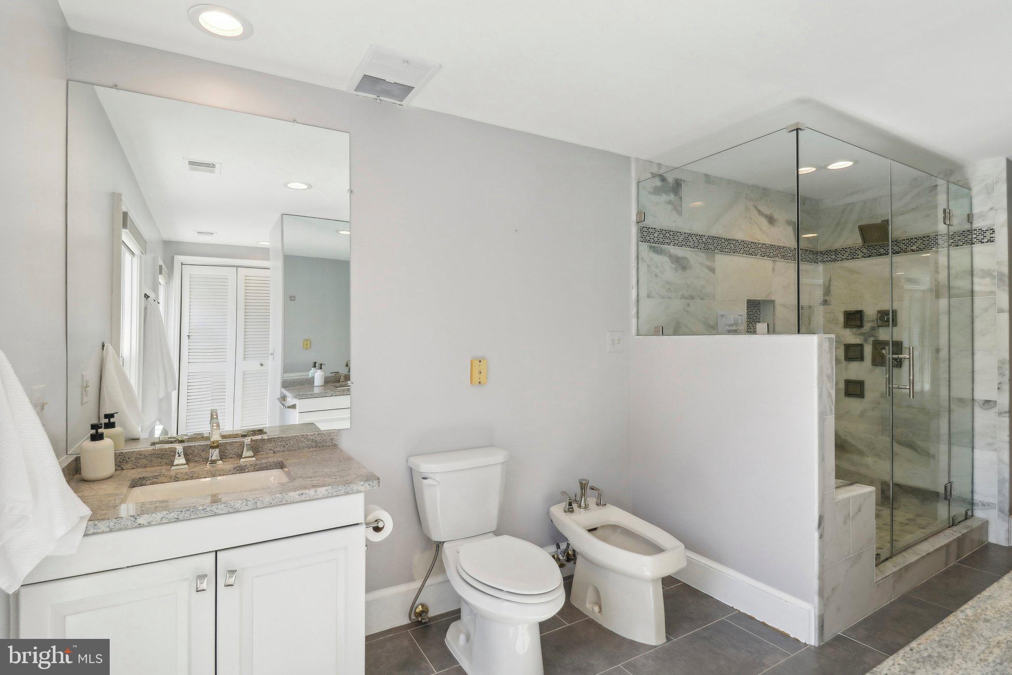 10650 Gunston