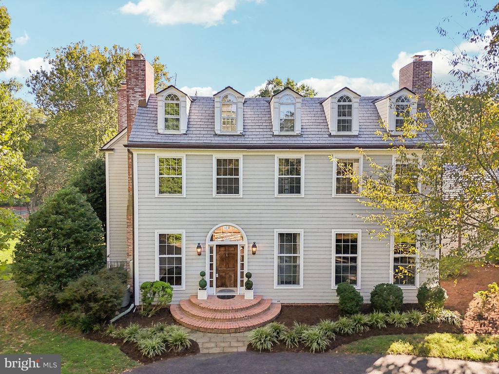 10650 Gunston
