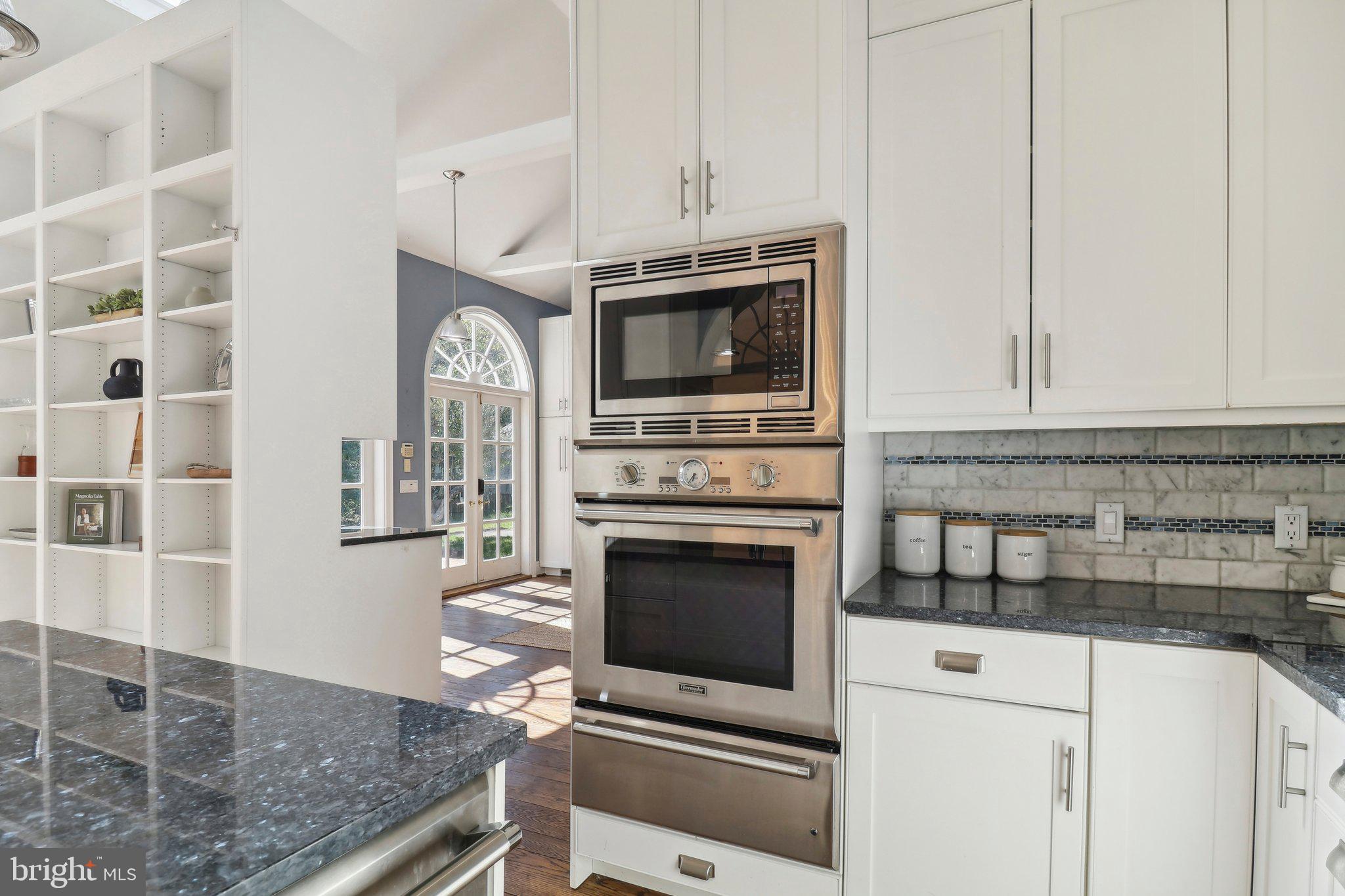 10650 Gunston