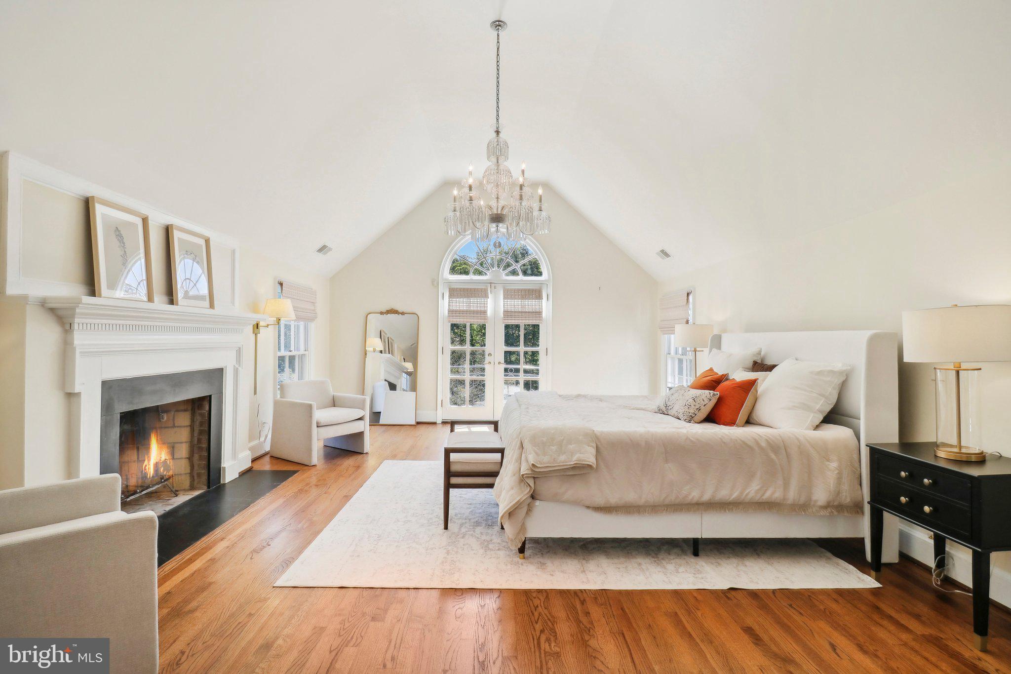 10650 Gunston