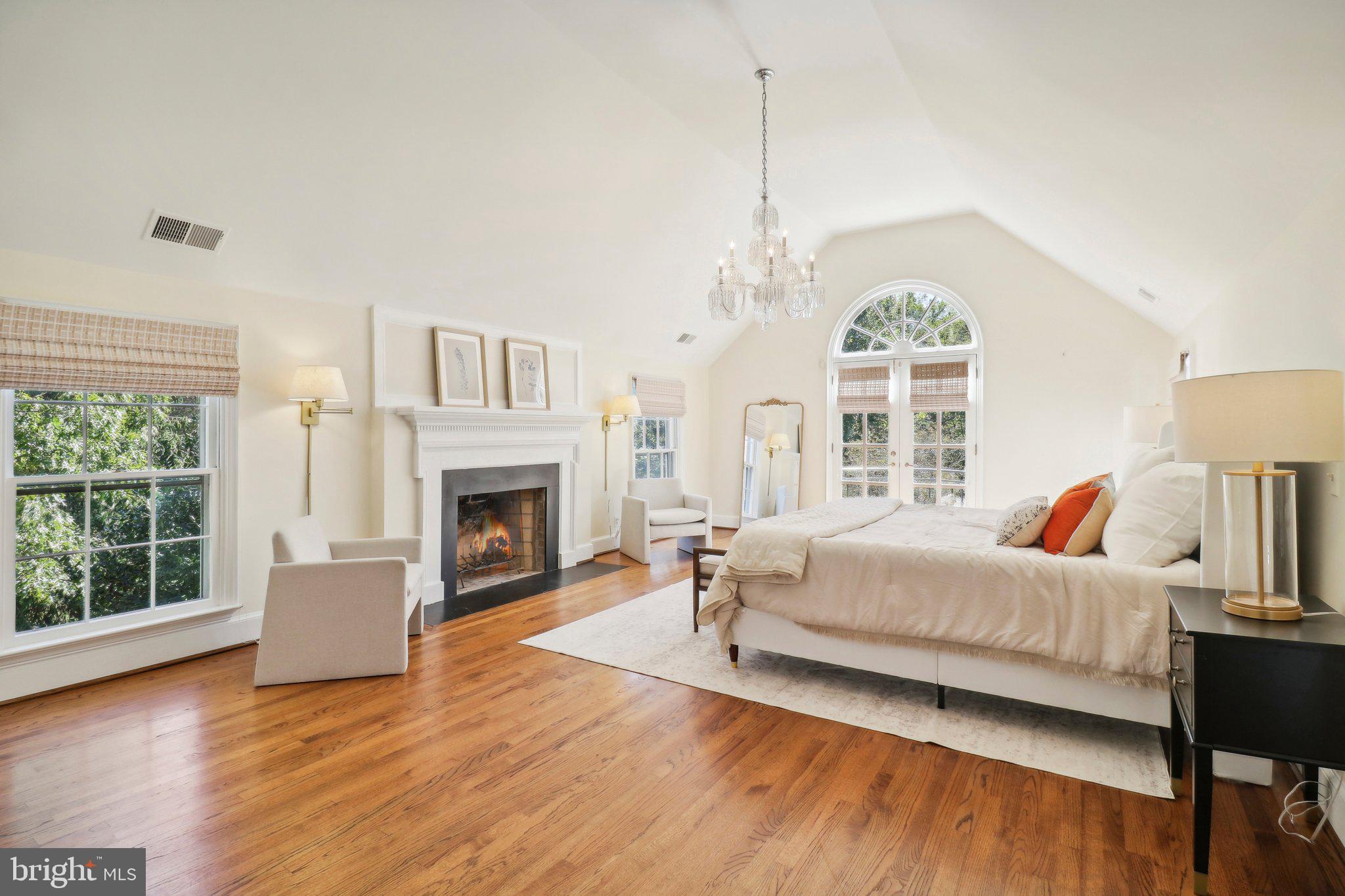 10650 Gunston
