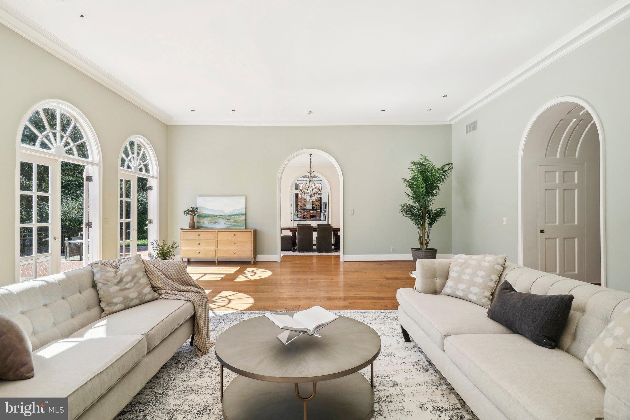 10650 Gunston