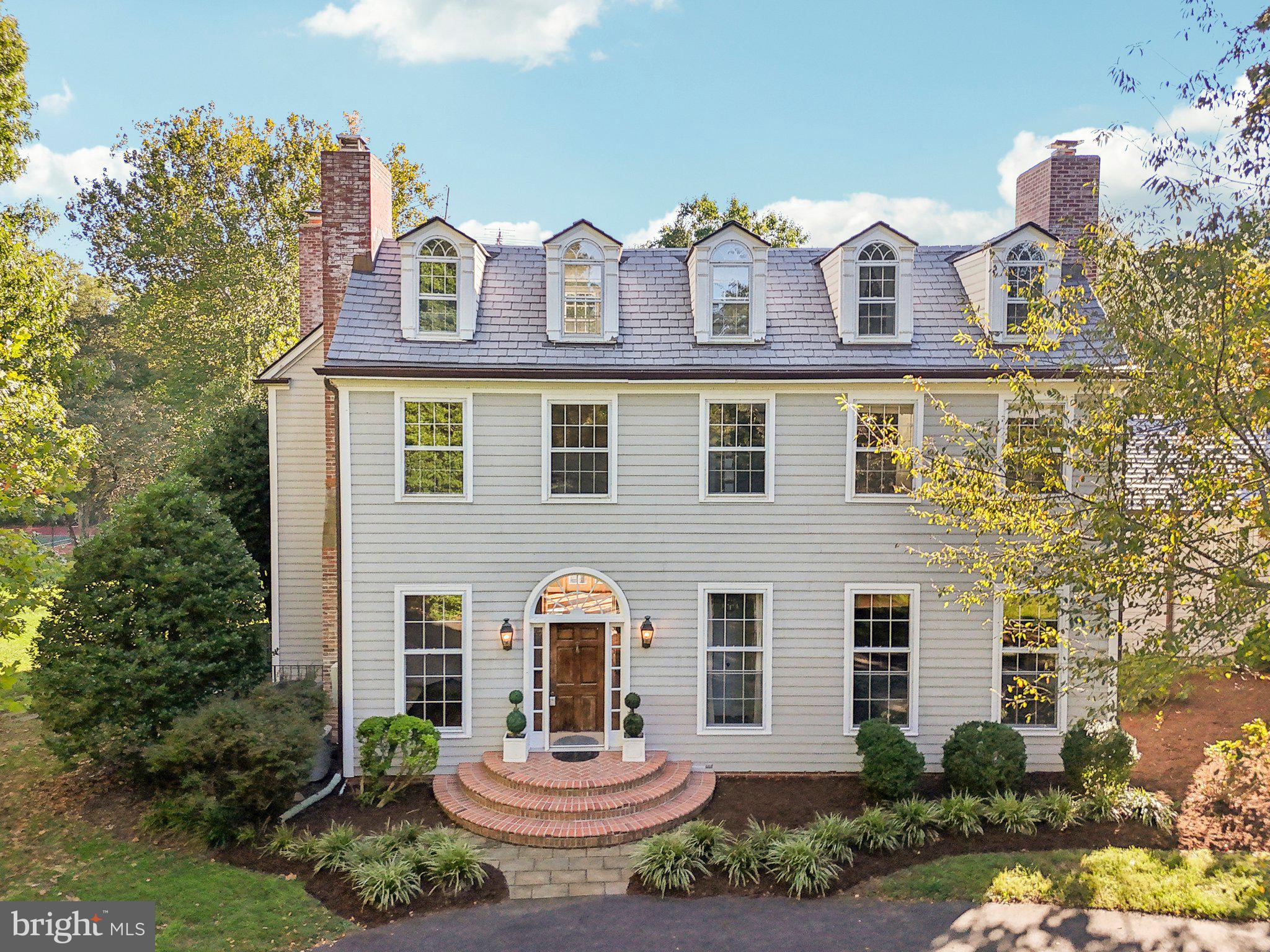 10650 Gunston