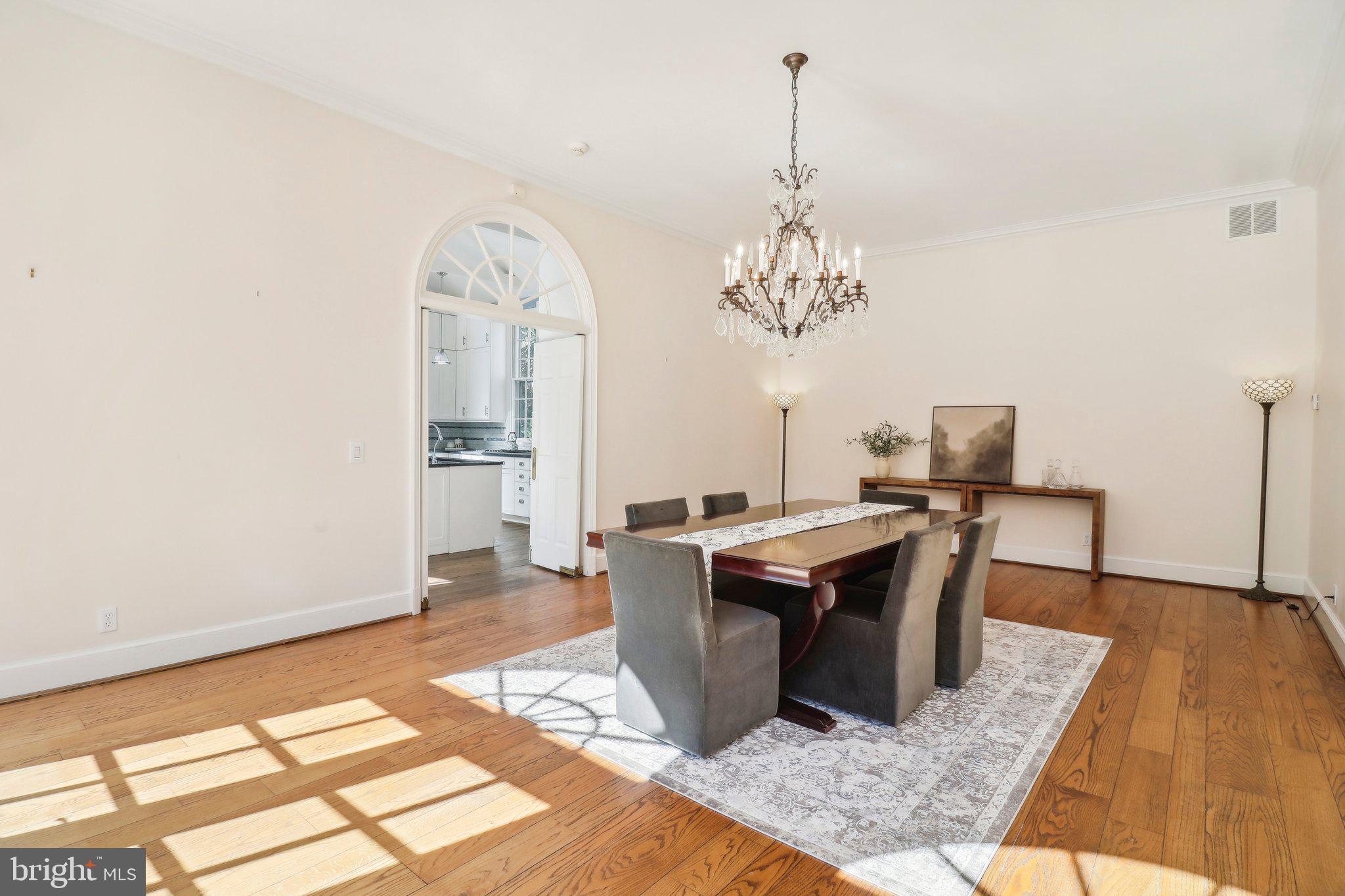 10650 Gunston