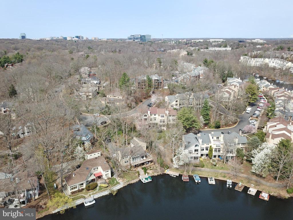 2136 OWLS COVE LN
