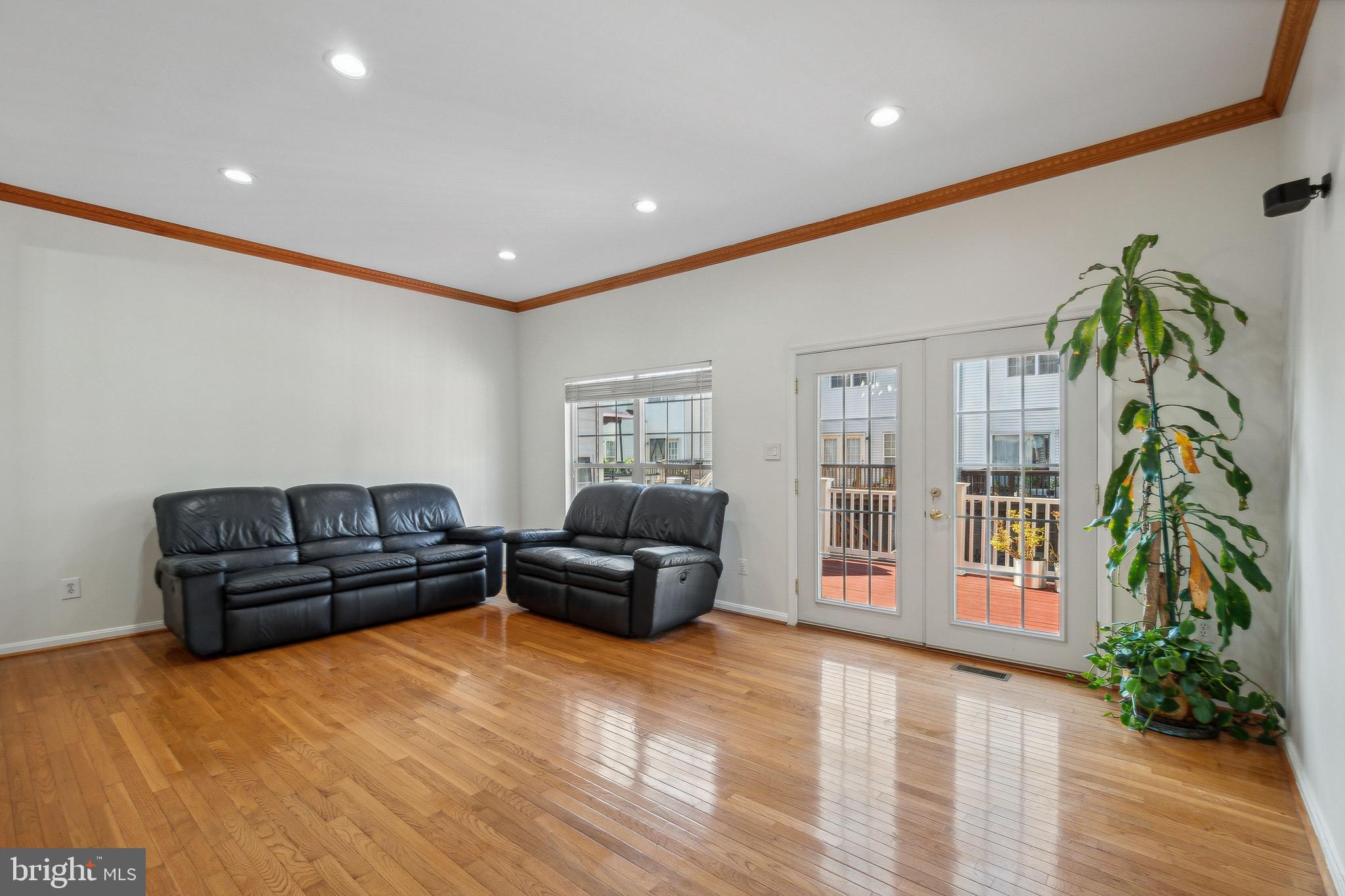 2484 Wheat Meadow Cir