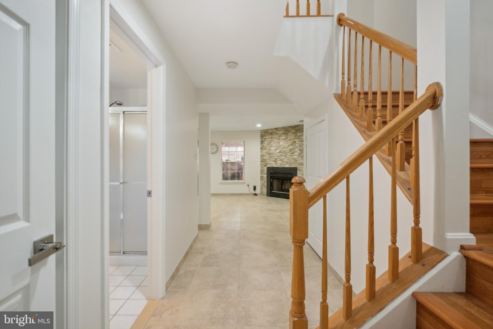 2484 Wheat Meadow Cir