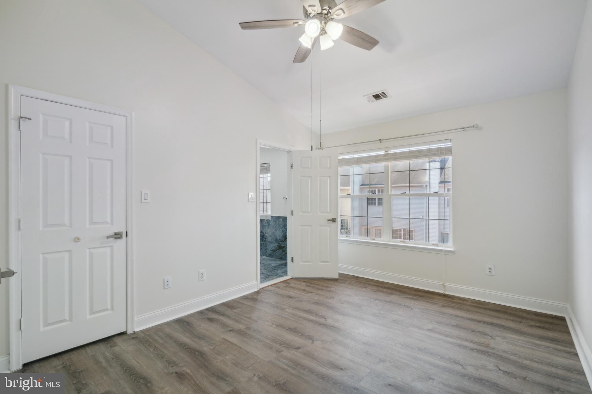 2484 Wheat Meadow Cir