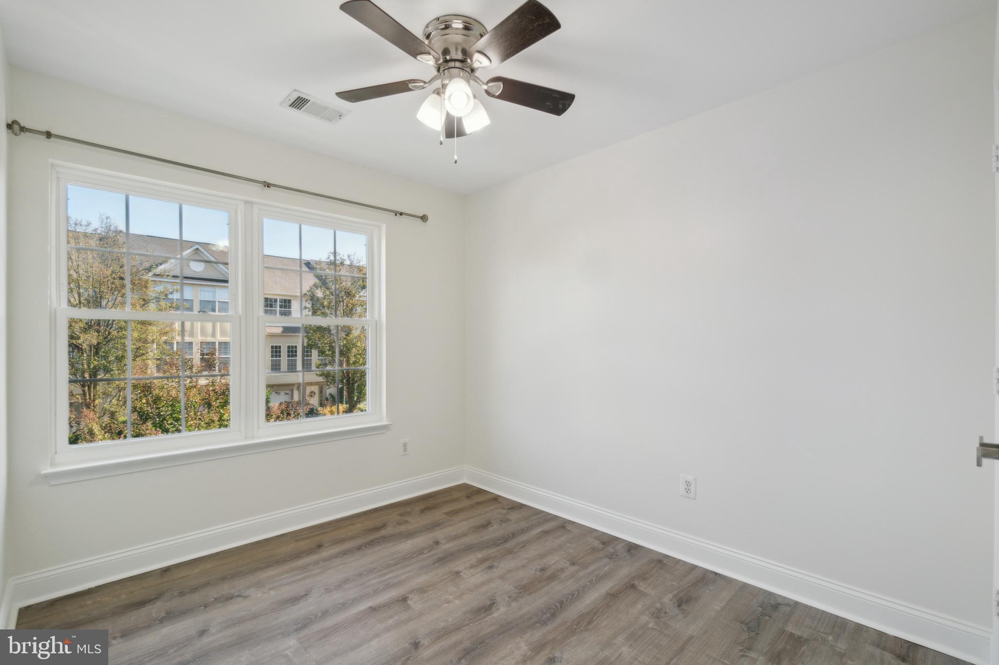 2484 Wheat Meadow Cir