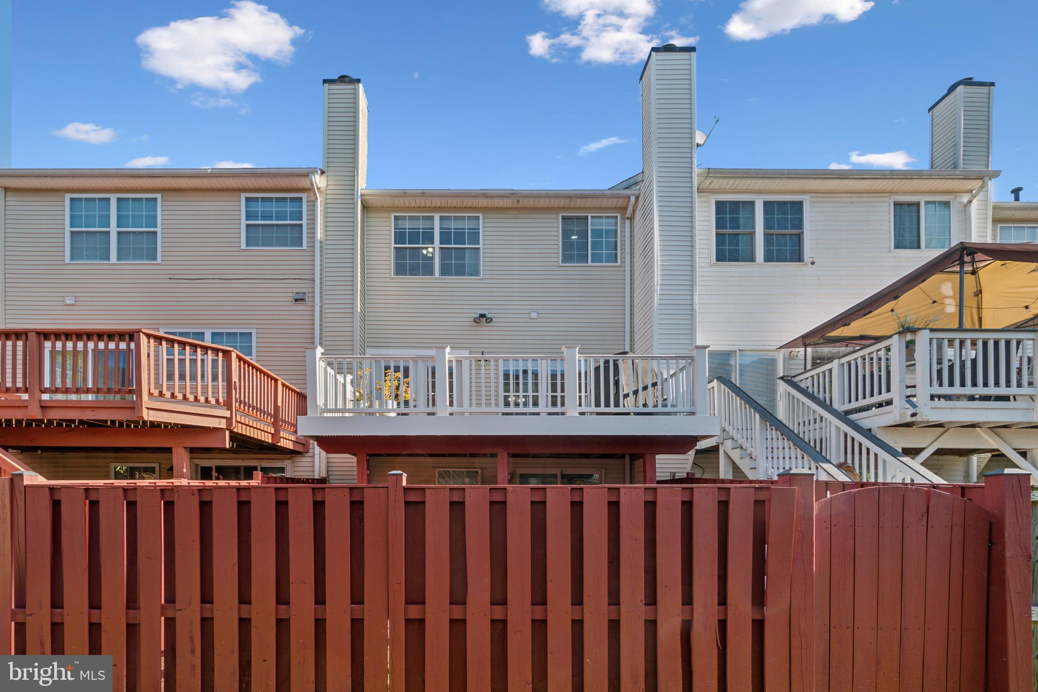 2484 Wheat Meadow Cir