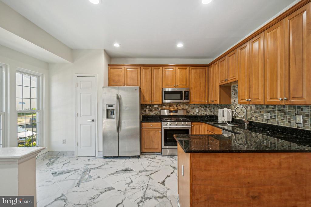 2484 Wheat Meadow Cir
