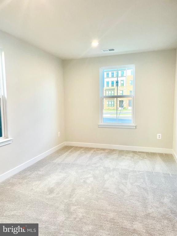 14048 SUNRISE VALLEY DR
