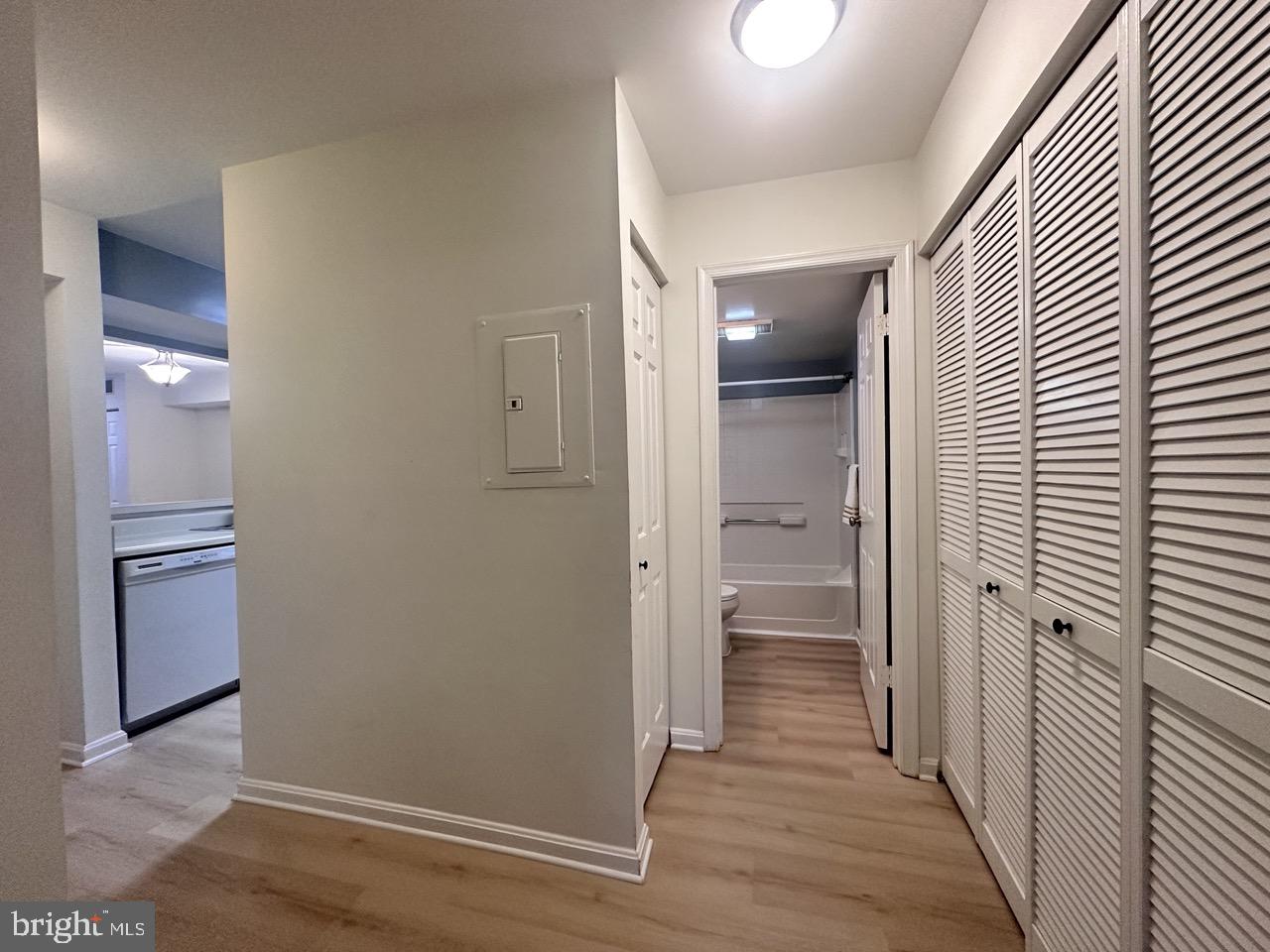 5834 ORCHARD HILL CT #5834