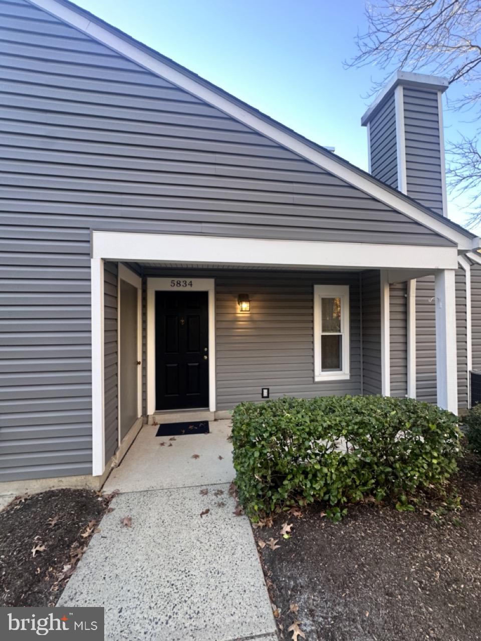 5834 ORCHARD HILL CT #5834
