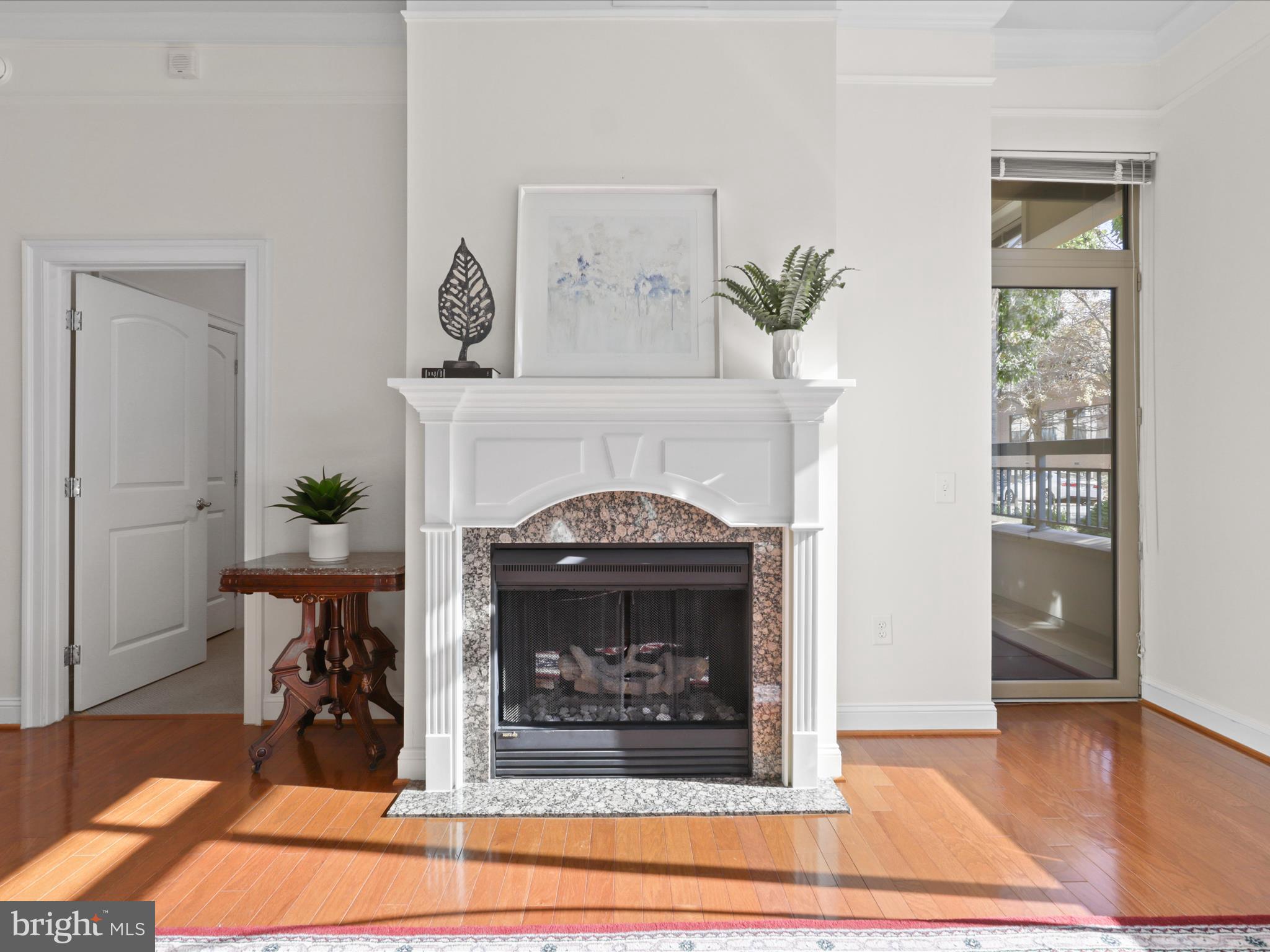 1450 Emerson Ave #G01